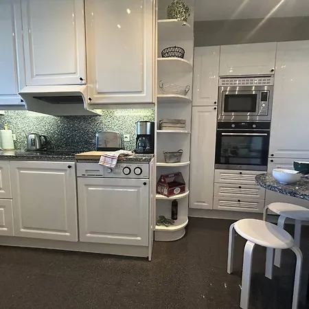 Appartement 2p à Villeneuve: Clim, 4 Couchages - Fr-1-252a-140 Villeneuve-Loubet