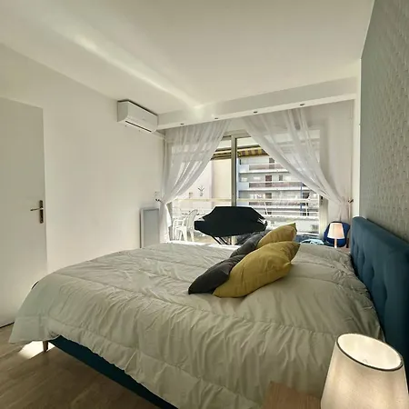 2p A Villeneuve: Clim, 4 Couchages * Villeneuve-Loubet